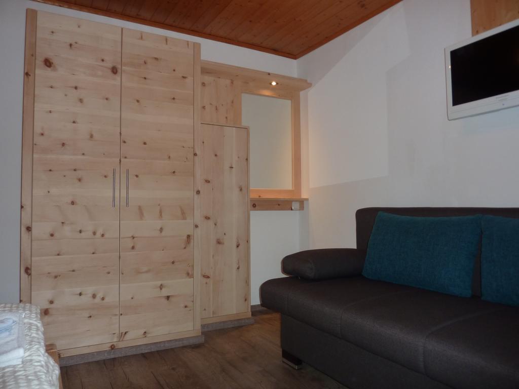Appartement-Pension Familie Gewessler Bad Mitterndorf Exterior foto
